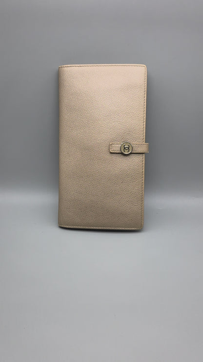 CHANEL Grained Calfskin CC Button Wallet