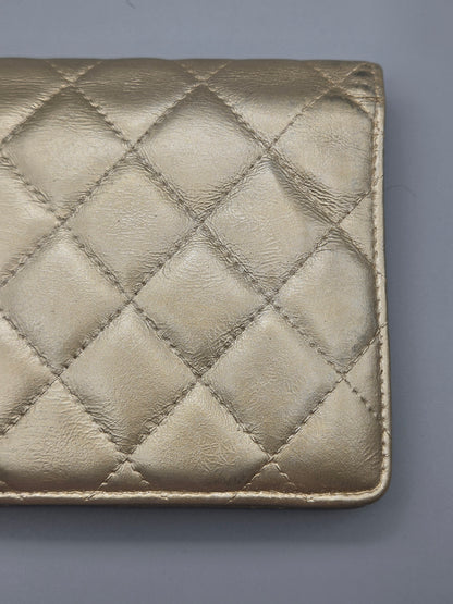 CHANEL Metallic Aged Calfskin Quilted 2.55 Reissue Yen Wallet