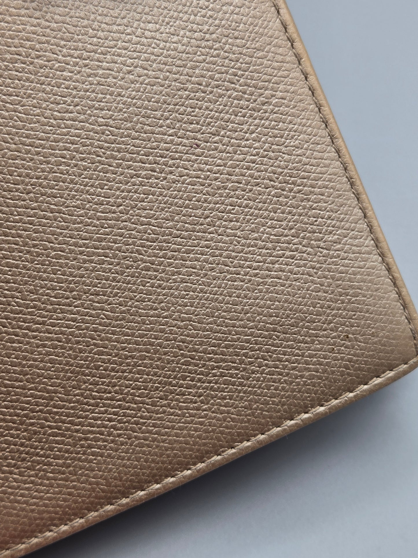 CHANEL Grained Calfskin CC Button Wallet