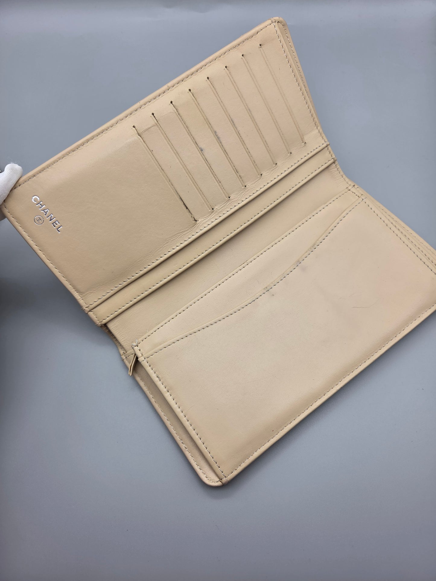 CHANEL Beige Quilted Leather Yen Wallet in Tan