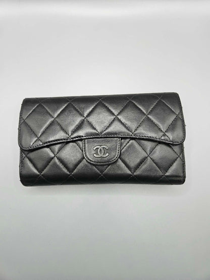 CHANEL Lambskin Quilted Large Flap Wallet in Black