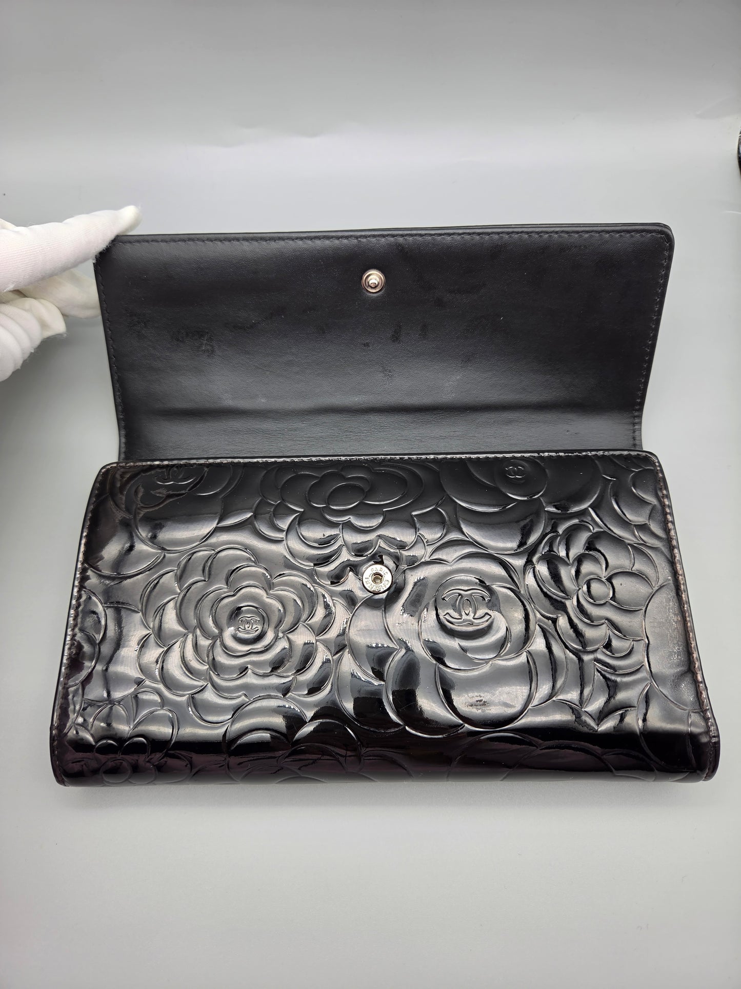 CHANEL Black Camellia Patent Leather Large Clutch Wallet