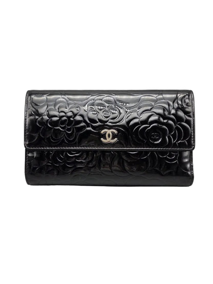 CHANEL Black Camellia Patent Leather Large Clutch Wallet