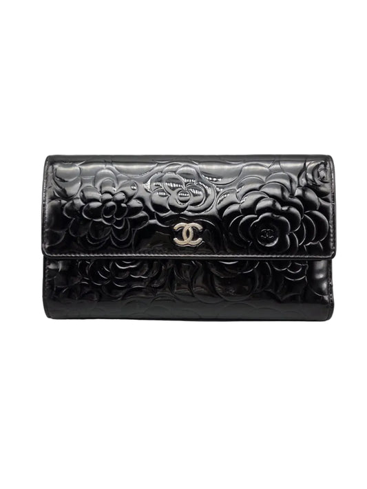 CHANEL Black Camellia Patent Leather Large Clutch Wallet