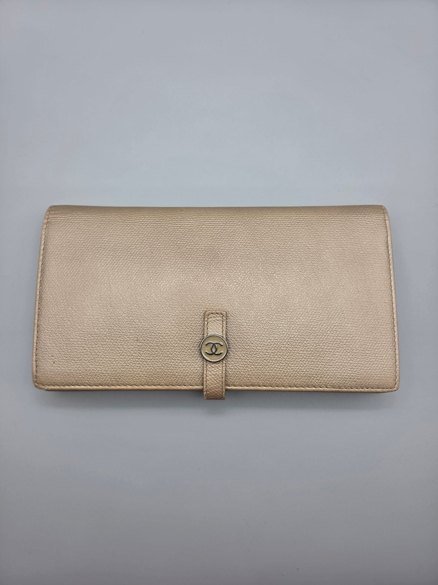 CHANEL Grained Calfskin CC Button Wallet