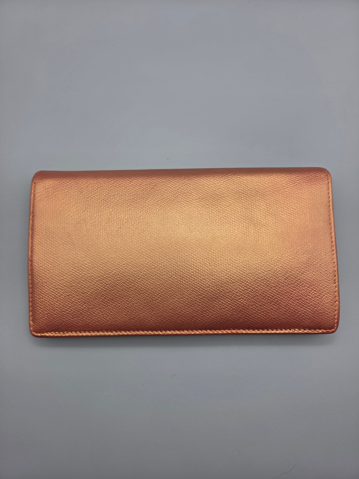 Grained Calfskin CC Button Yen Clutch Wallet in Rose Gold
