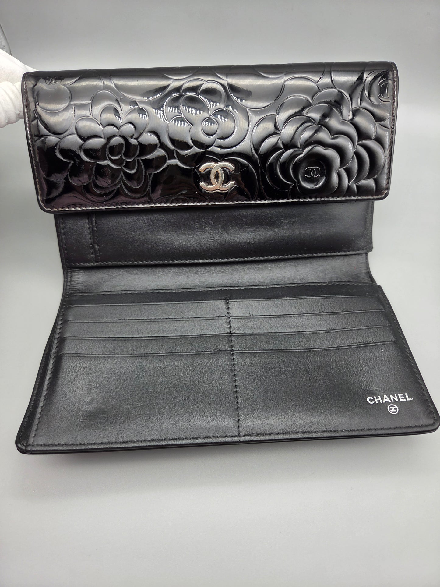 CHANEL Black Camellia Patent Leather Large Clutch Wallet