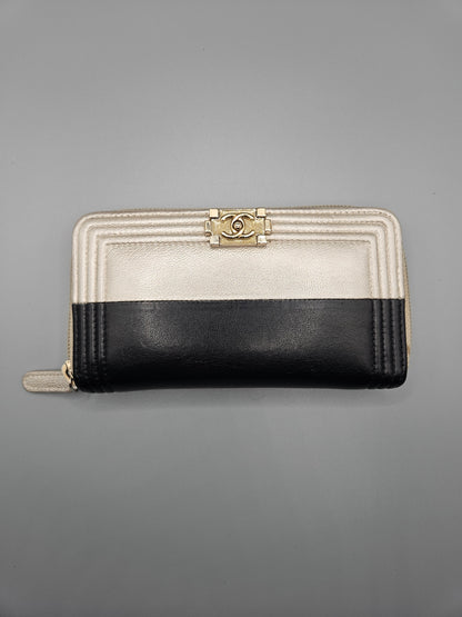 CHANEL Two-Tone Leather Compact Boy Zip Wallet