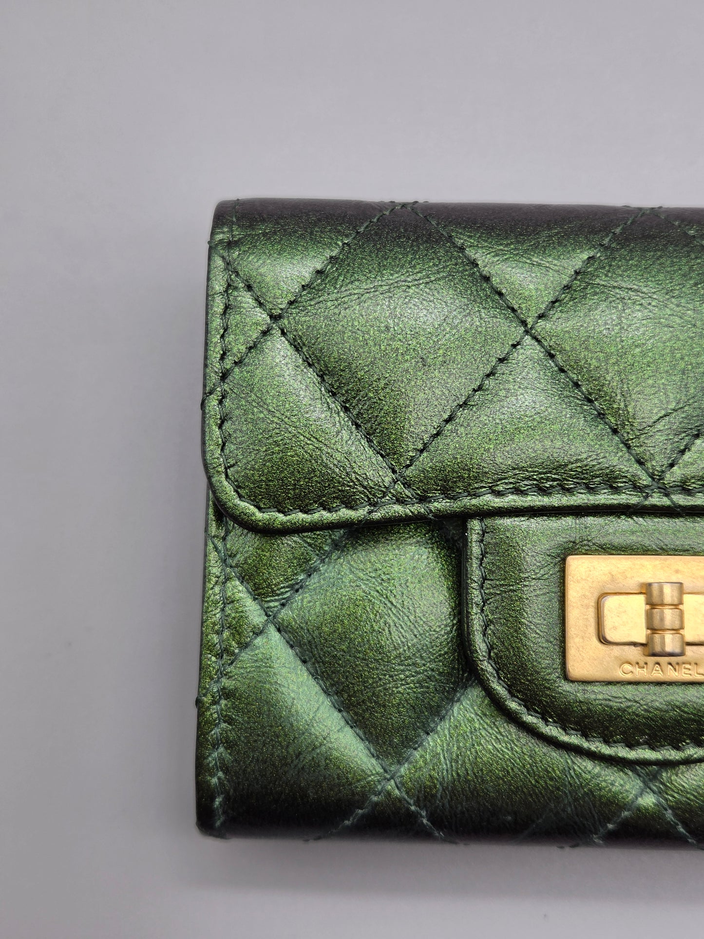 CHANEL Metallic Lambskin Quilted Flap Card Holder