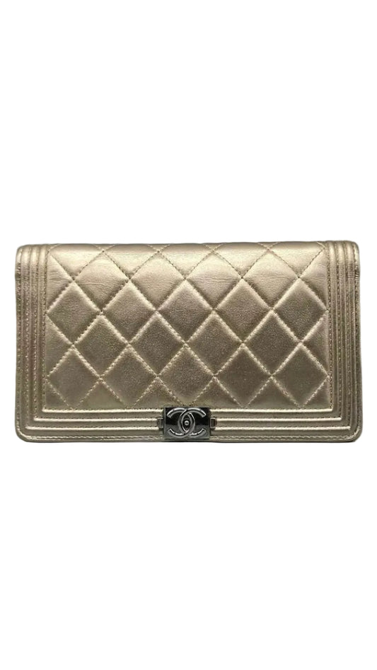 CHANEL Metallic Lambskin Quilted Boy Yen Wallet