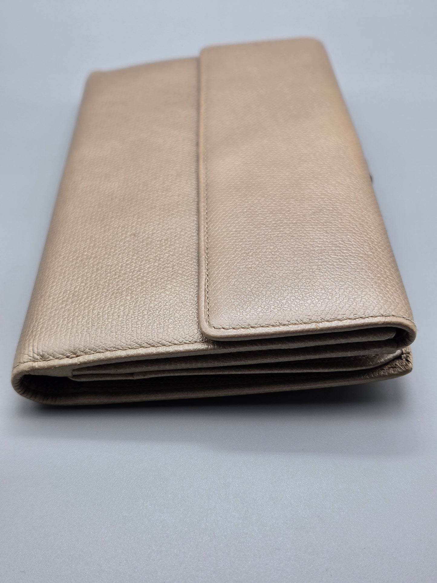 CHANEL Grained Calfskin CC Button Wallet