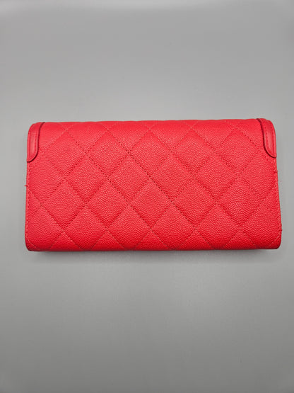 CHANEL Caviar Quilted Large Filigree Gusset Flap Wallet in Red
