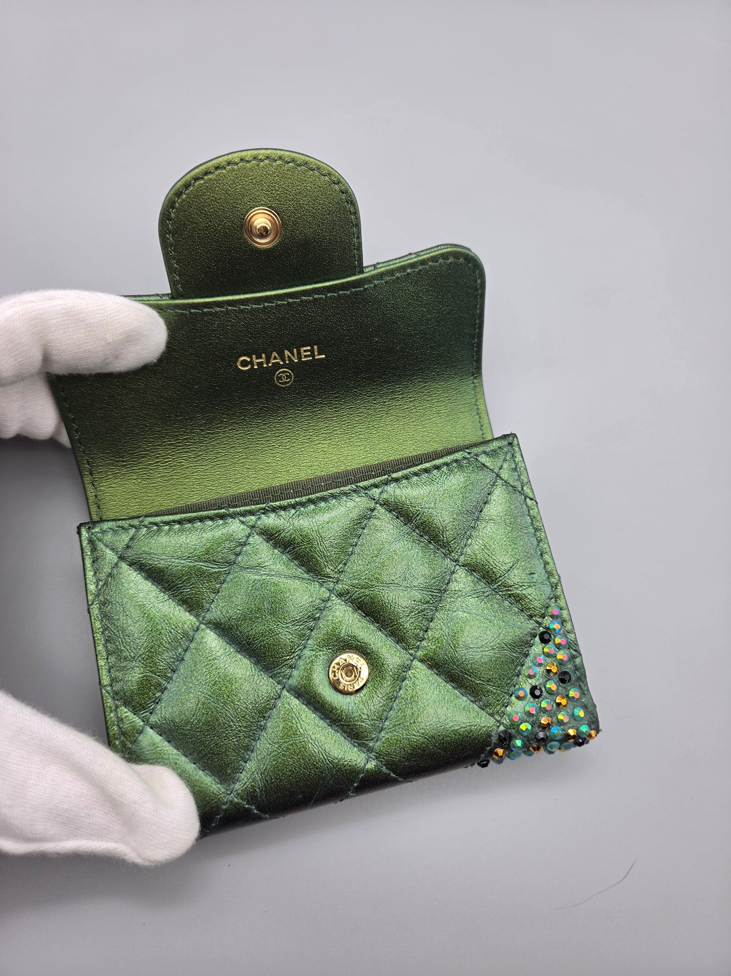 CHANEL Metallic Lambskin Quilted Flap Card Holder