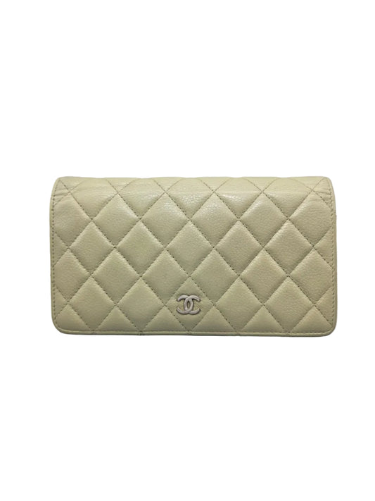 CHANEL Khaki Quilted Leather Yen Wallet
