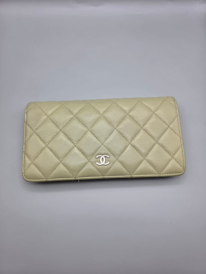 CHANEL Khaki Quilted Leather Yen Wallet