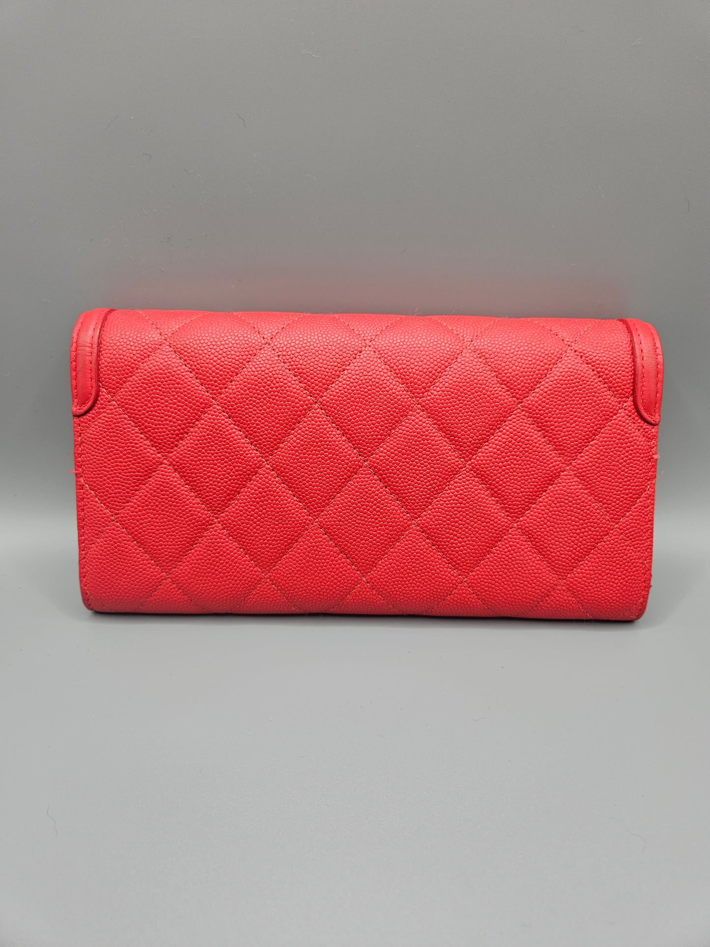 CHANEL Caviar Quilted Large Filigree Gusset Flap Wallet in Red