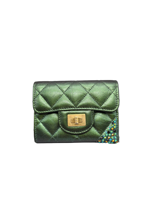 CHANEL Metallic Lambskin Quilted Flap Card Holder