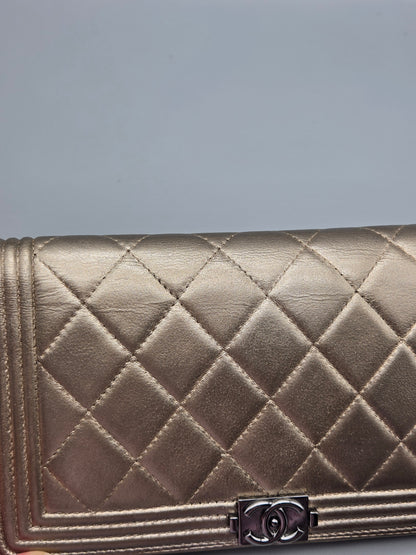 CHANEL Metallic Lambskin Quilted Boy Yen Wallet