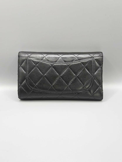 CHANEL Lambskin Quilted Large Flap Wallet in Black