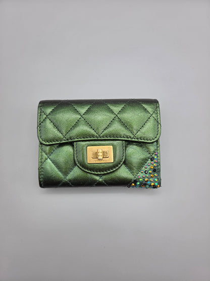 CHANEL Metallic Lambskin Quilted Flap Card Holder