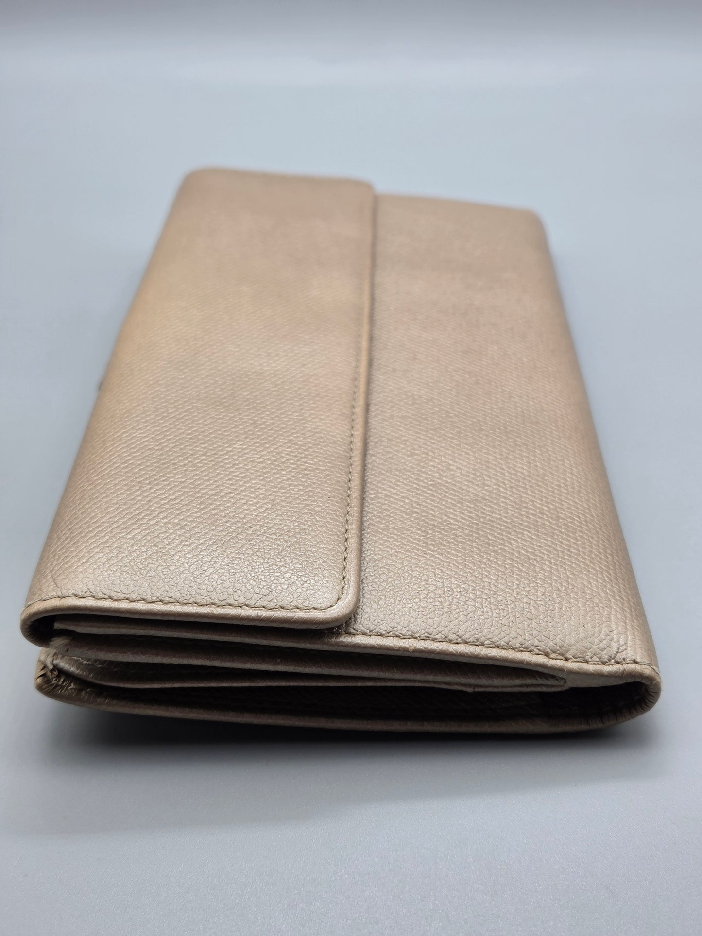 CHANEL Grained Calfskin CC Button Wallet
