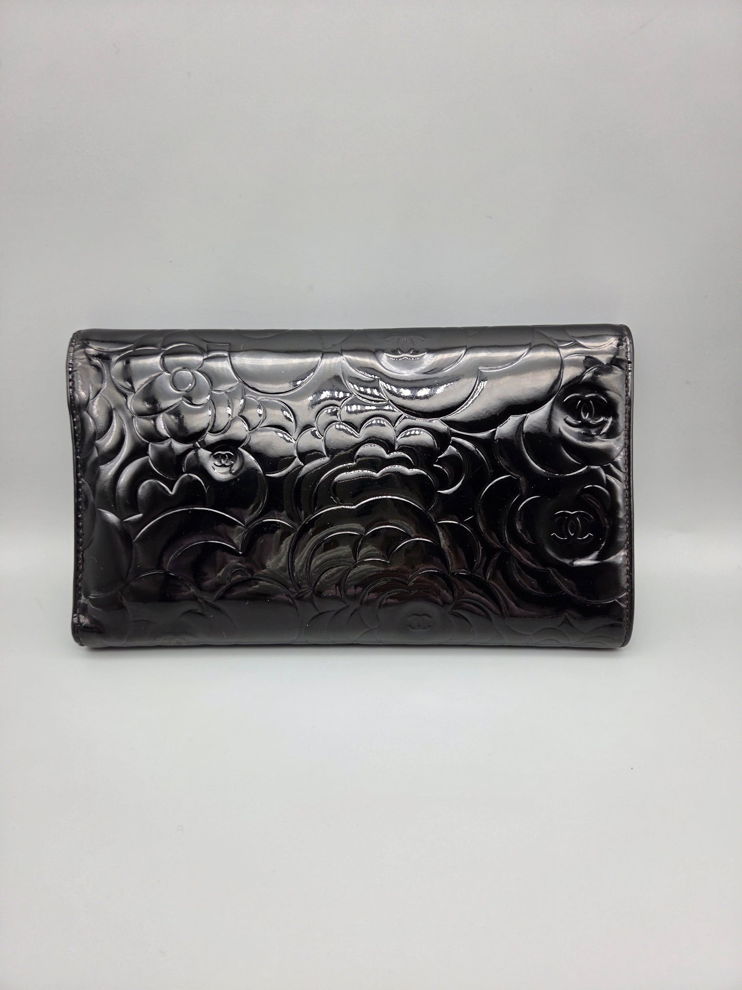 CHANEL Black Camellia Patent Leather Large Clutch Wallet