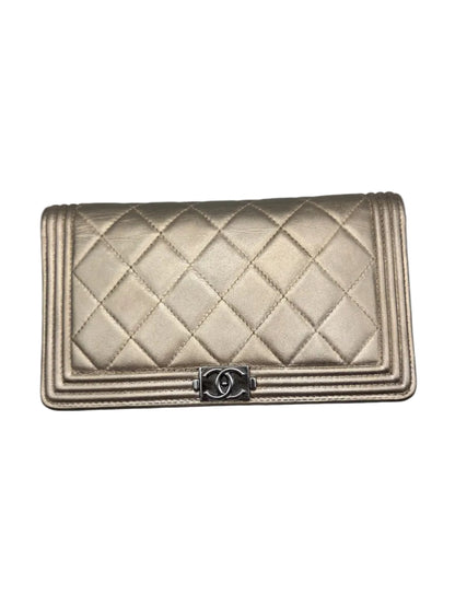 CHANEL Metallic Lambskin Quilted Boy Yen Wallet